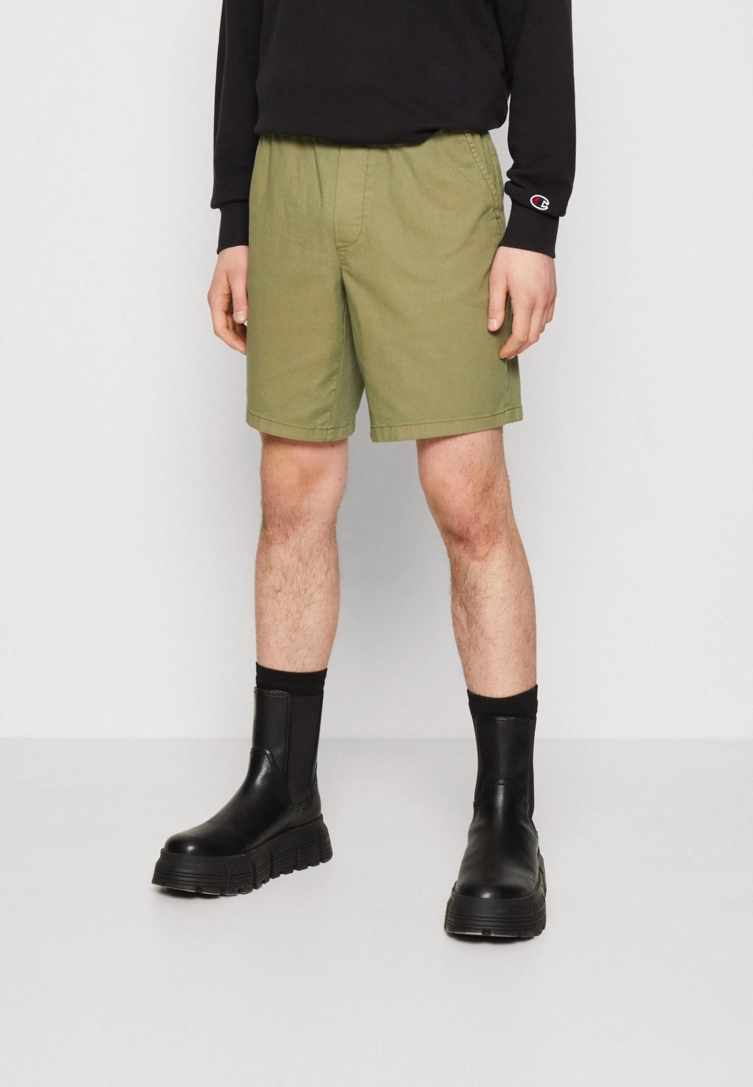 Redefined Rebel Marcus- Shorts - Olivine