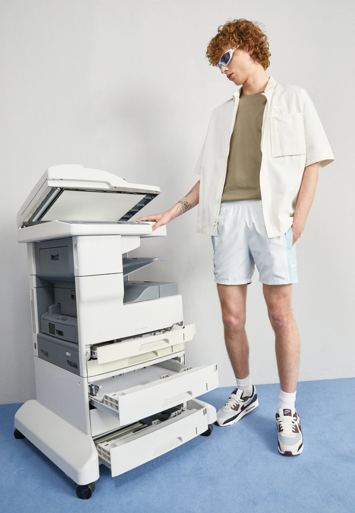 Nike Sportswear Trend Wv - Shorts - Photon Dust/Ocean Bliss - Image 2