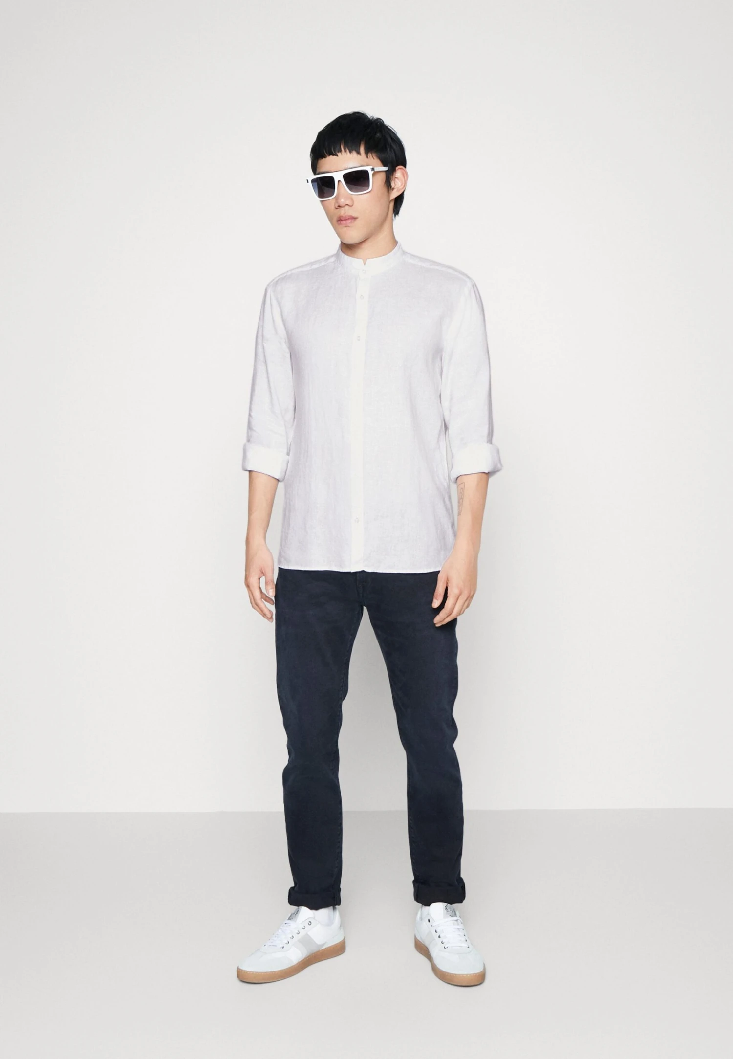 Hugo Elvory - Skjorte - Open White - Image 2