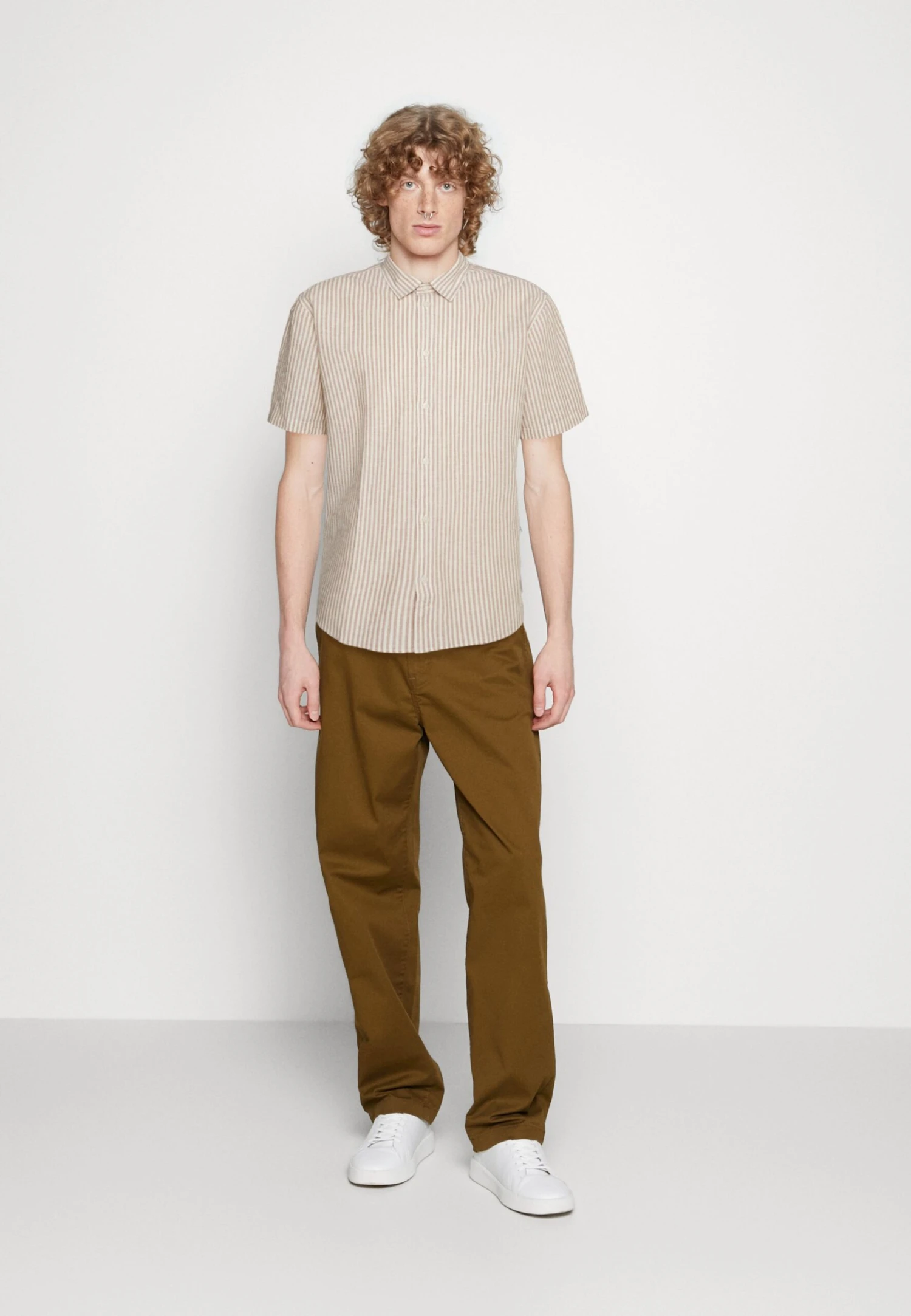 Minimum Eric - Skjorte - Clove - Image 2