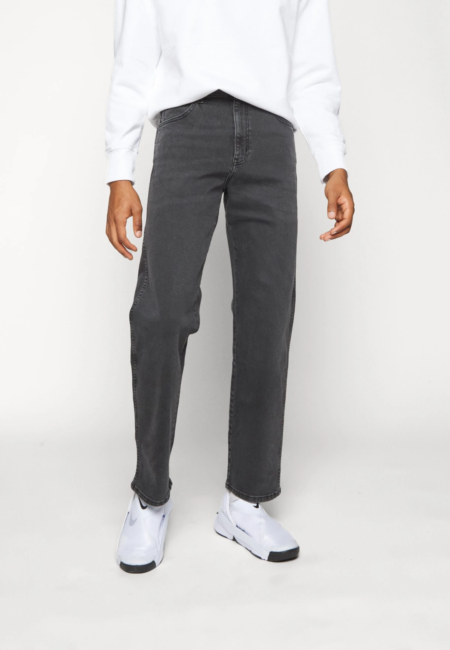 Wrangler Frontier - Jeans Relaxed Fit - Grey Denim - Image 3