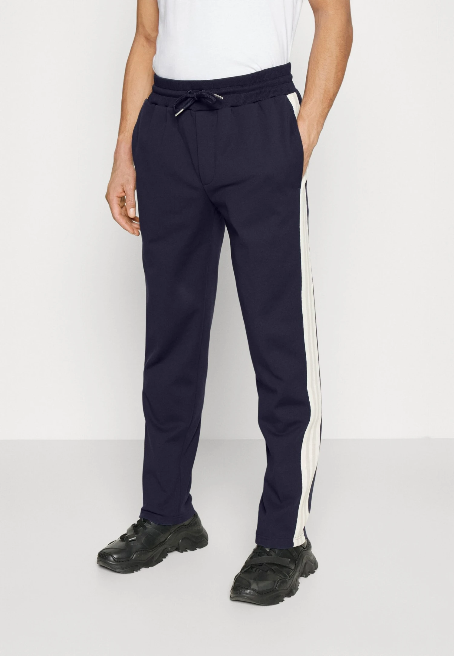 Les Deux Sterling Track Pants - Joggebukse - Dark Navy/Ivory