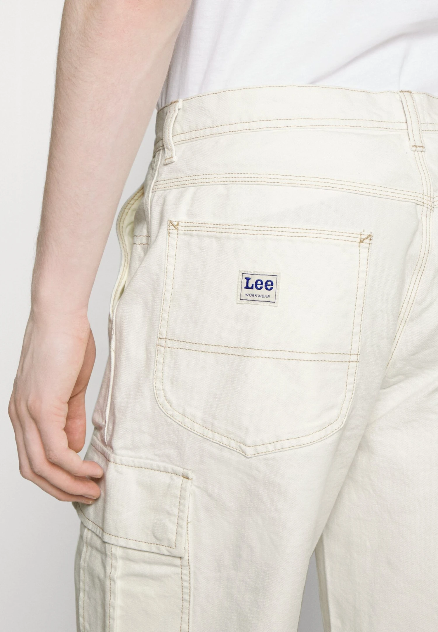 Lee Cargo- Shorts - Ecru - Image 5