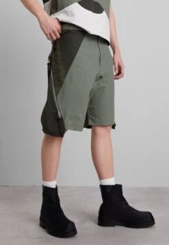 Rock - Shorts - Braun/Green