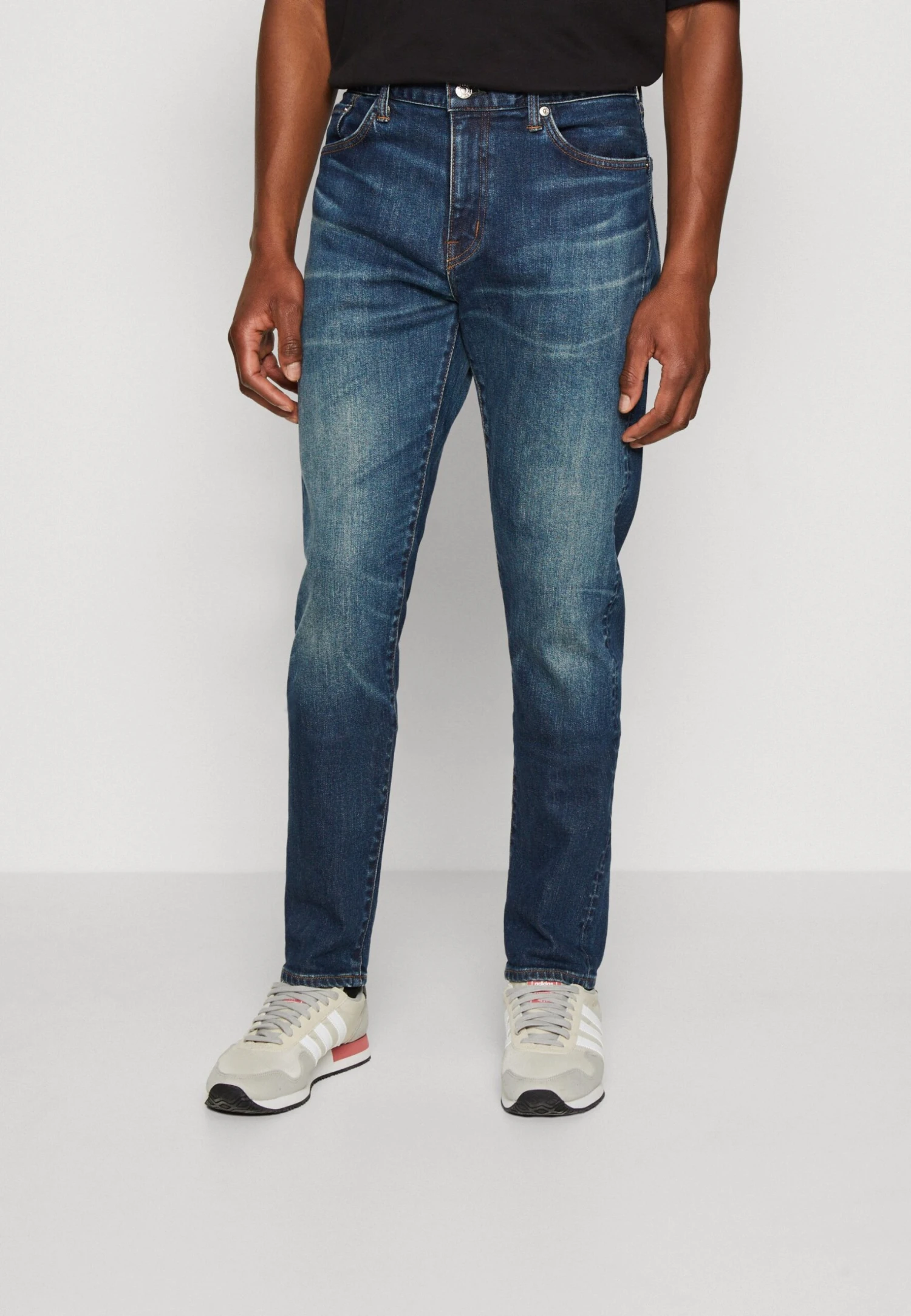 Edwin Jeans Tapered Fit - Dark Blue Denim