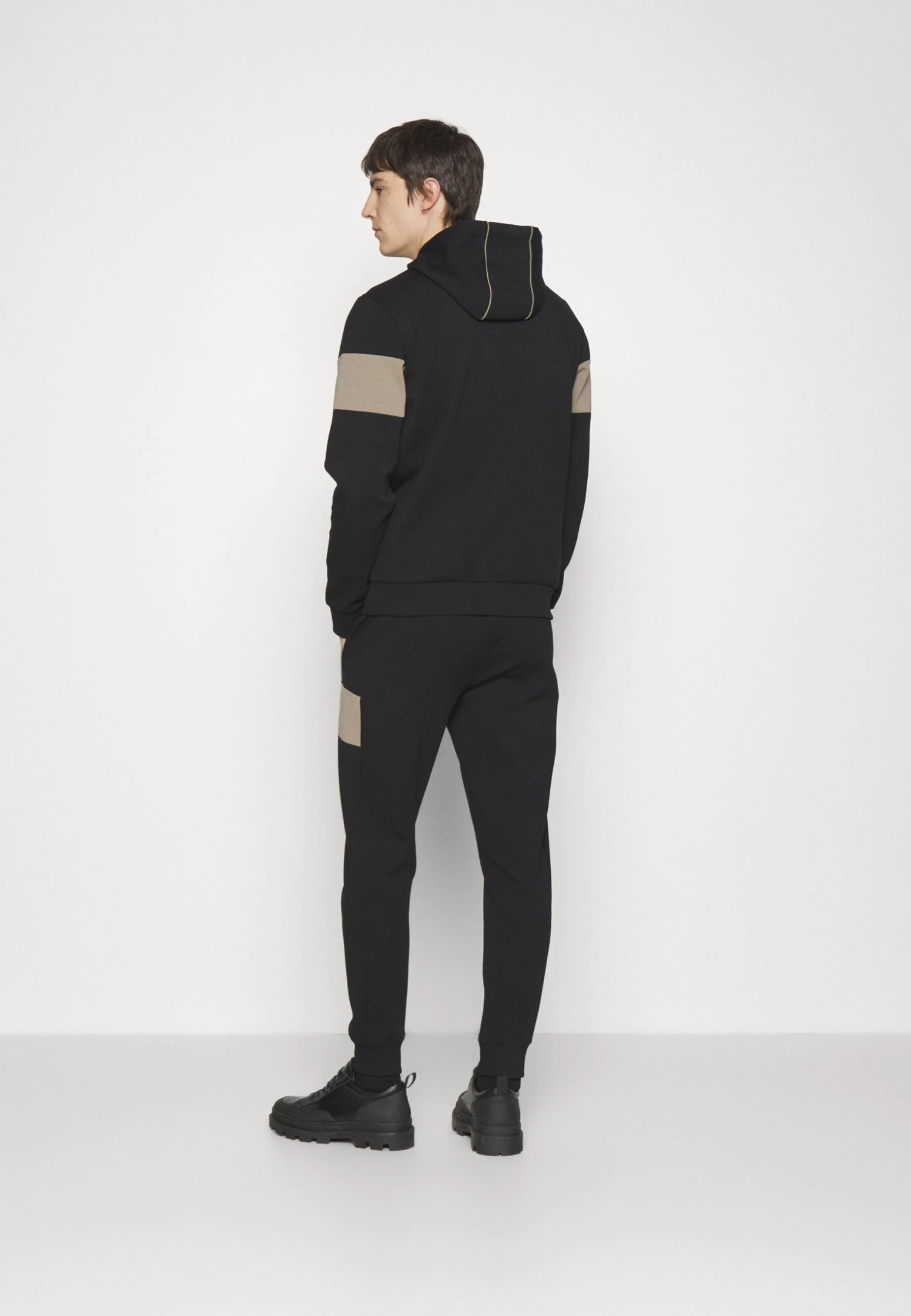 Boss Tracksuit Set - Treningsdress - Black - Image 3