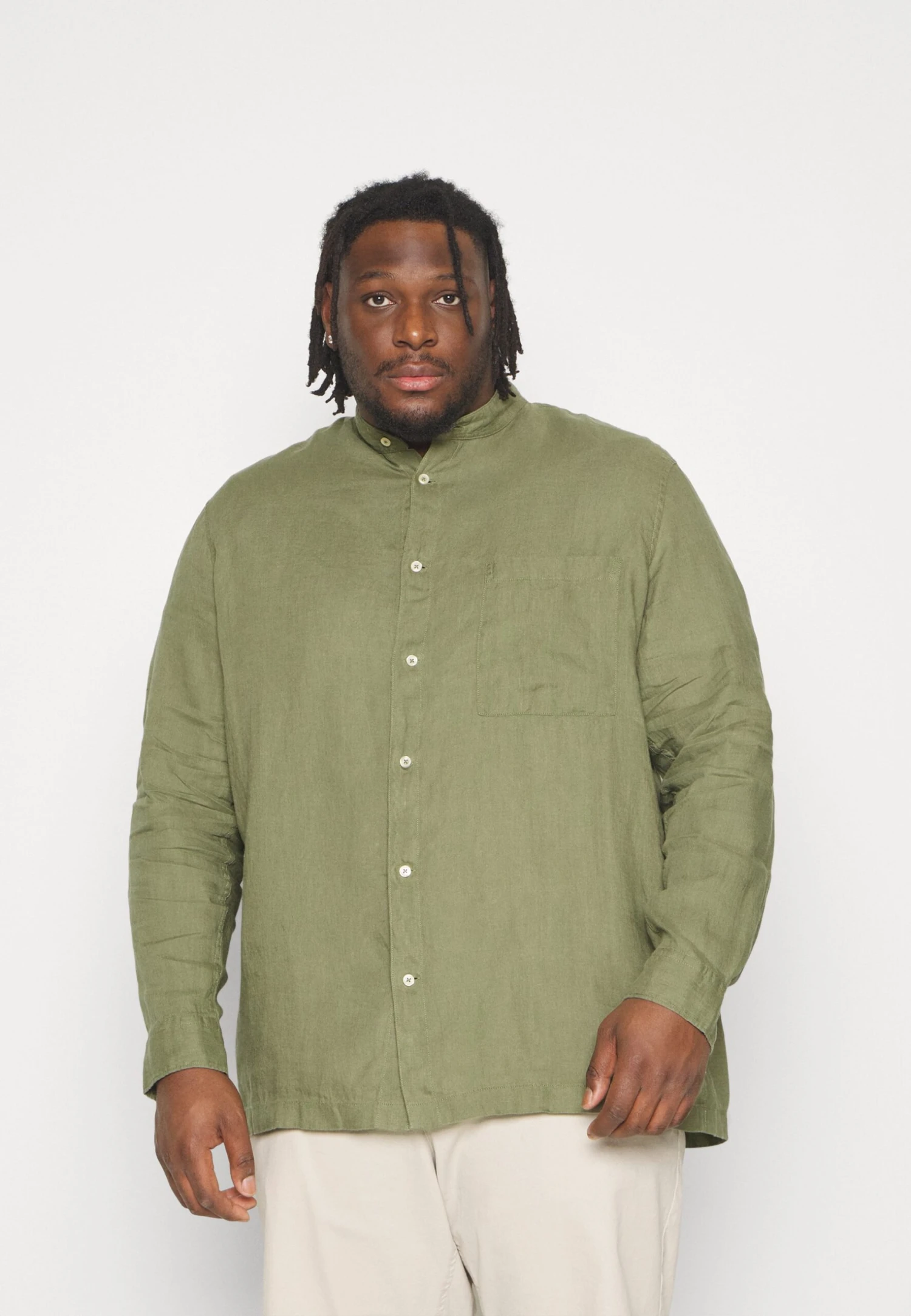 Marc O'Polo Stand Up Collar Long Sleeves One Rectangular Chest Pocket - Skjorte - Olive