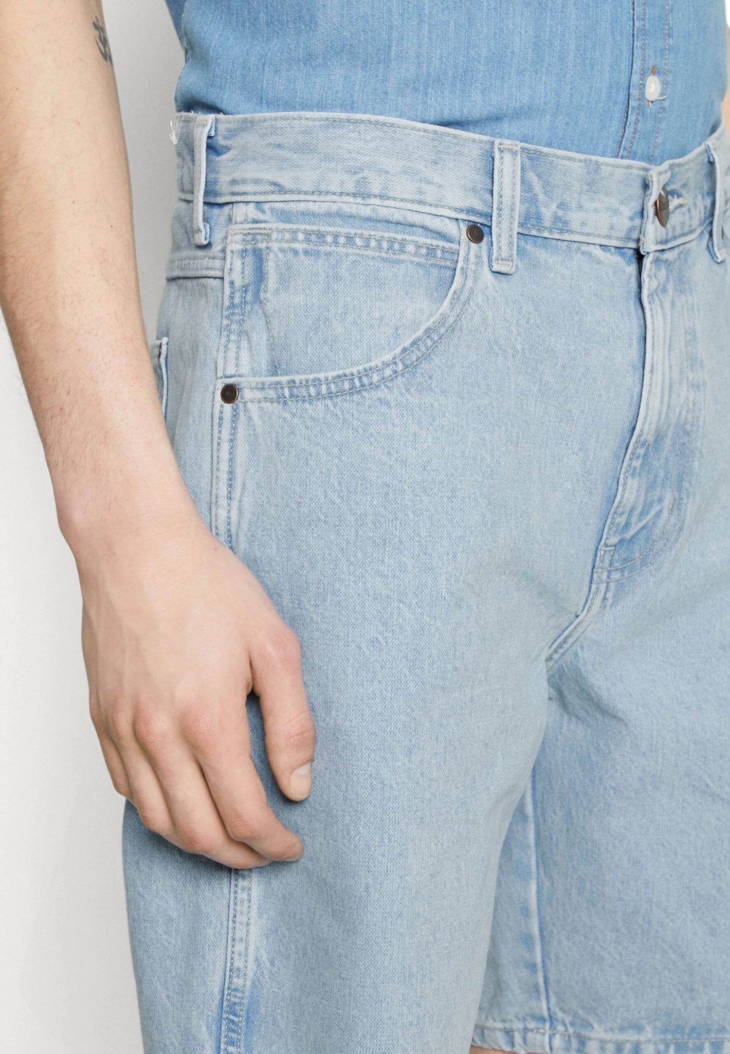 Wrangler Frontier Short - Jeansshorts - Ice - Image 5