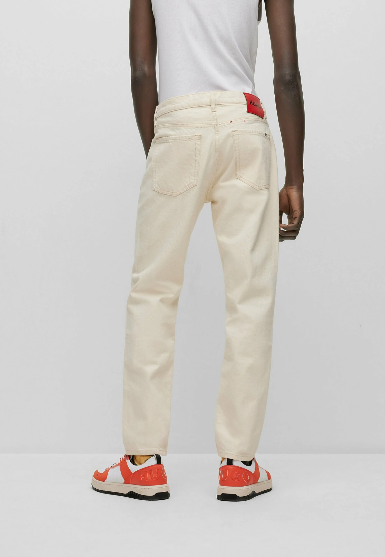 Hugo Jeans Tapered Fit - Natural One - Image 3