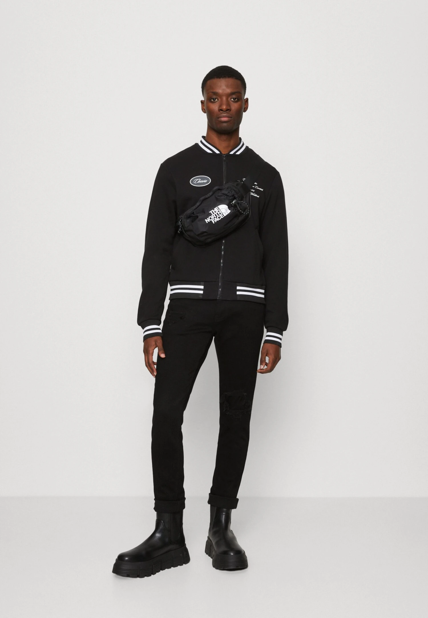 Hollister Co. Slim Cozy No Fade Destroy - Jeans Tapered Fit - Black Denim - Image 2