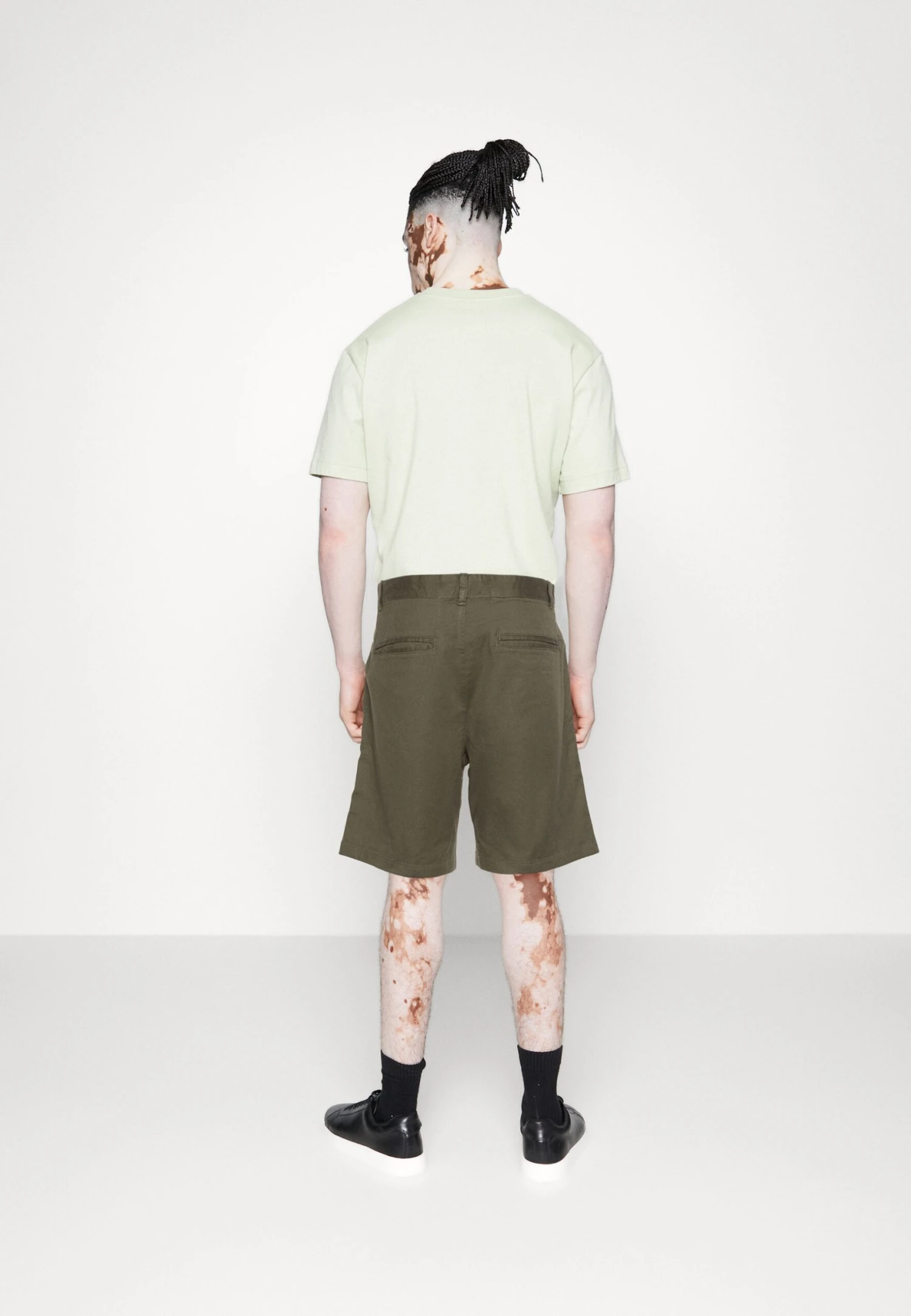 Selected Homme Slhcomfort - Shorts - Deep Lichen Green - Image 3