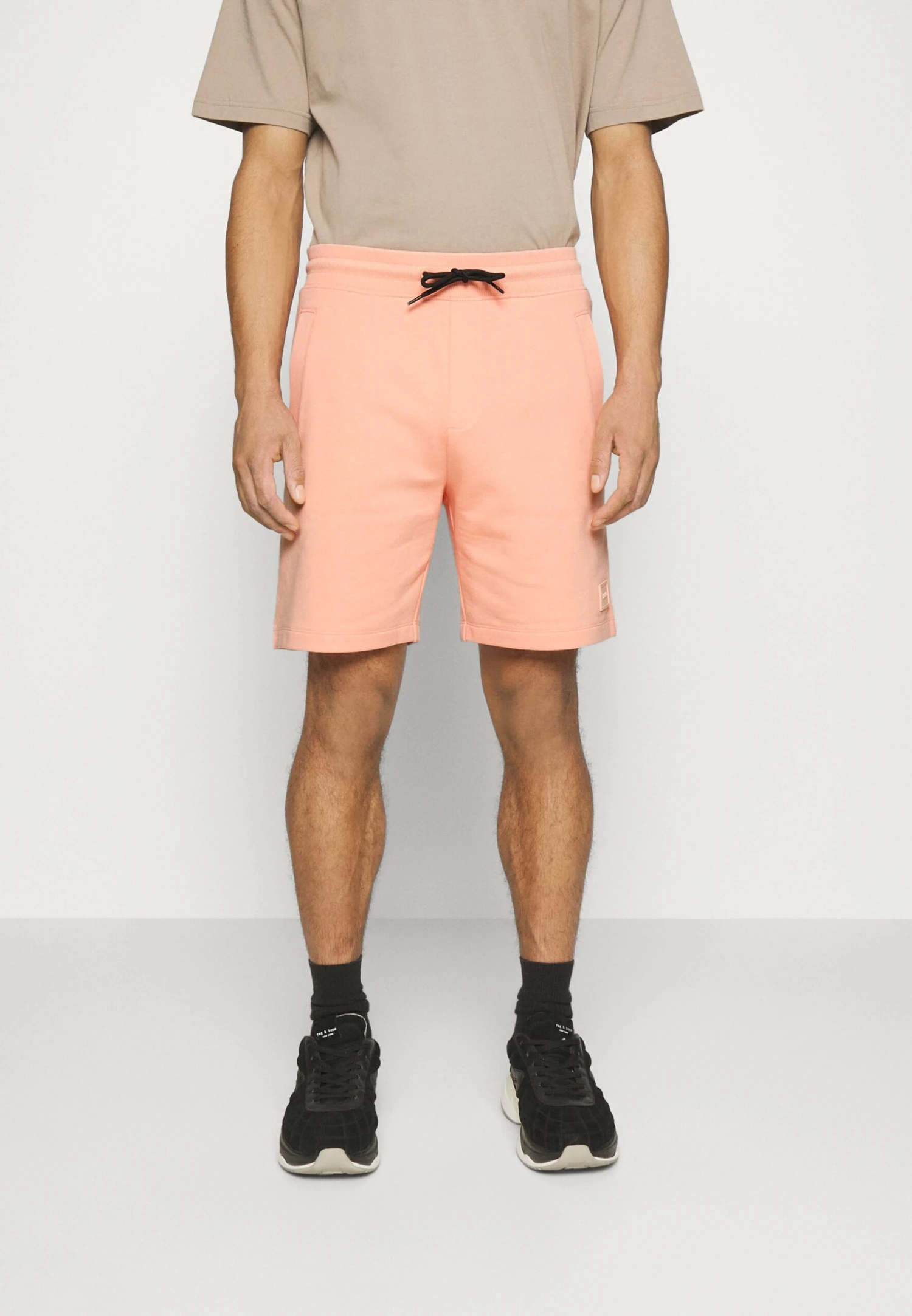 Hugo Joggebukse - Light Pastel Red