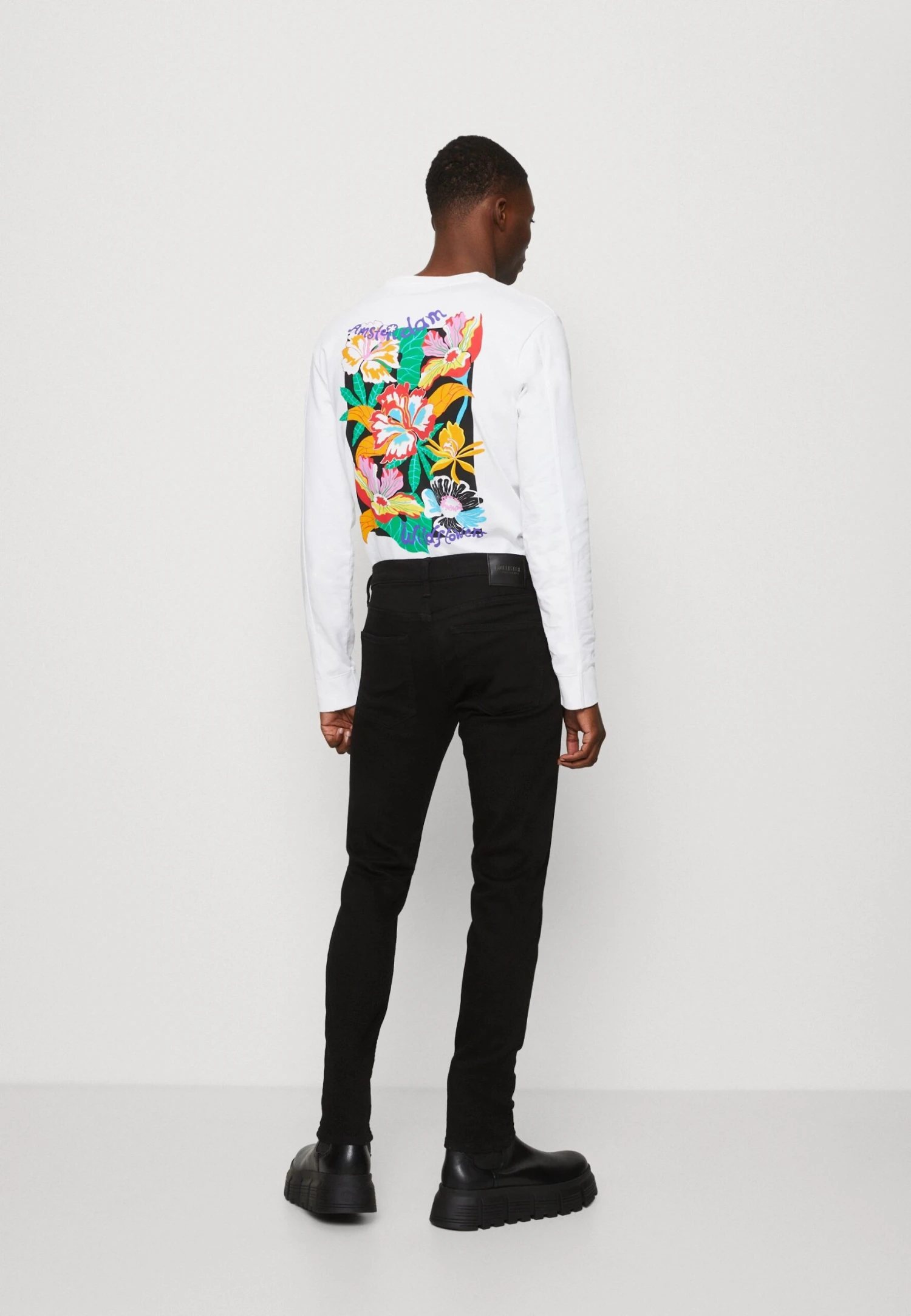 Hollister Co. Slim Cozy No Fade Destroy - Jeans Tapered Fit - Black Denim - Image 3