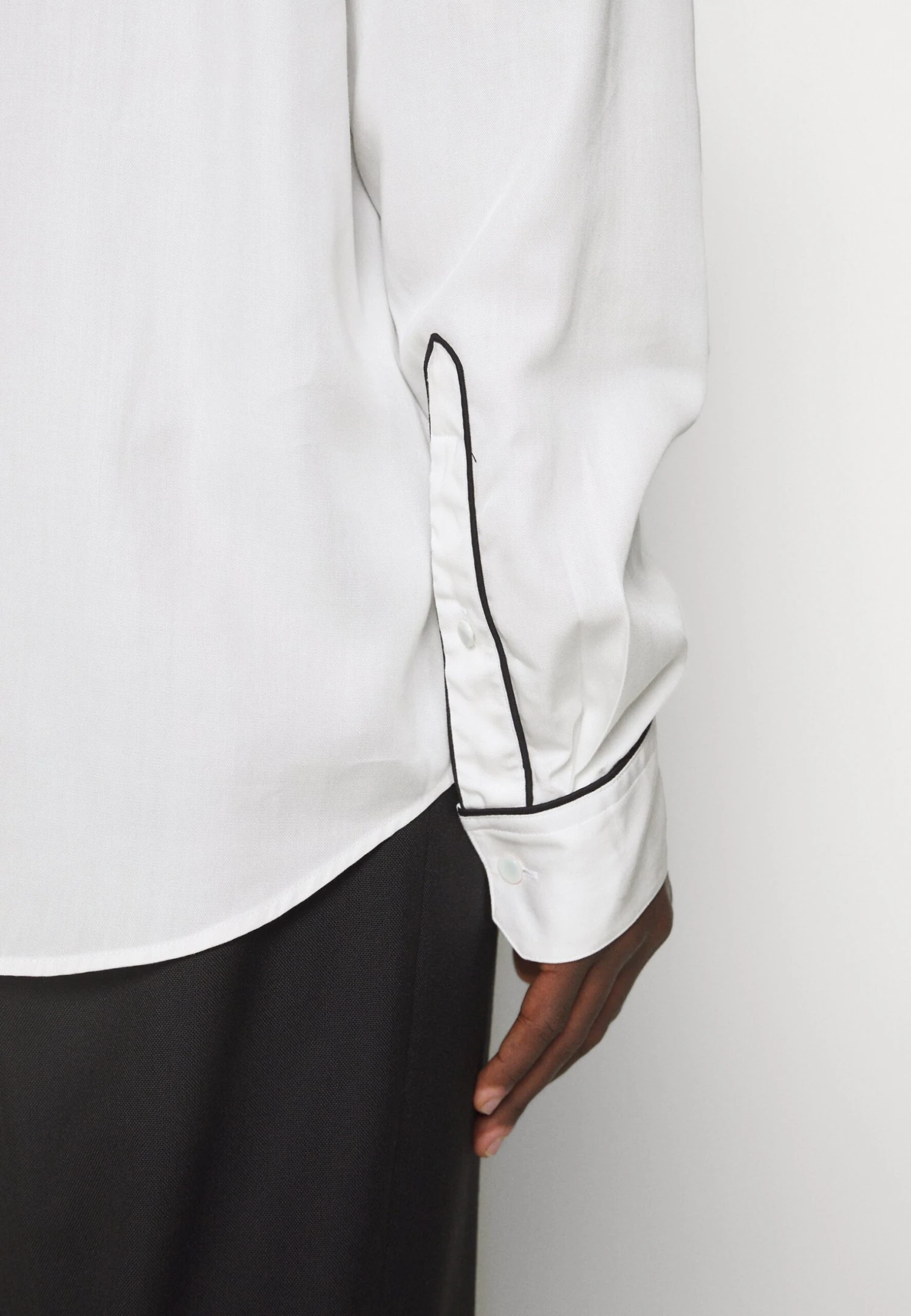 J.Lindeberg Piper Relaxed- Skjorte - Cloud White - Image 8