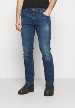 Wrangler Jeans Straight Leg - Hard Edge