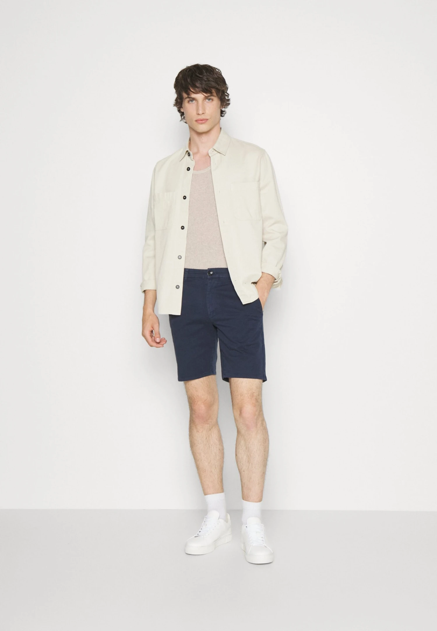 Minimum Django- Shorts - Navy Blazer - Image 2