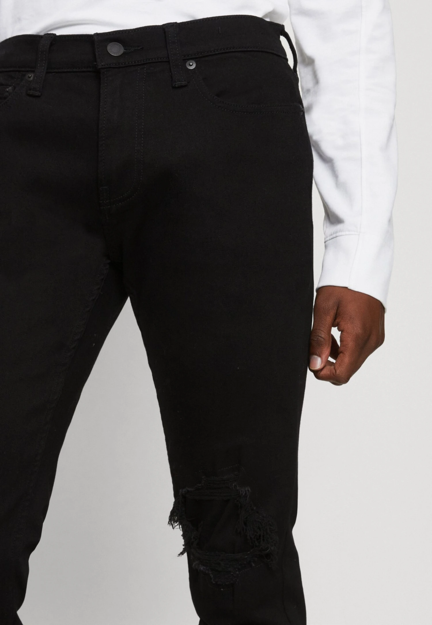 Hollister Co. Slim Cozy No Fade Destroy - Jeans Tapered Fit - Black Denim - Image 6