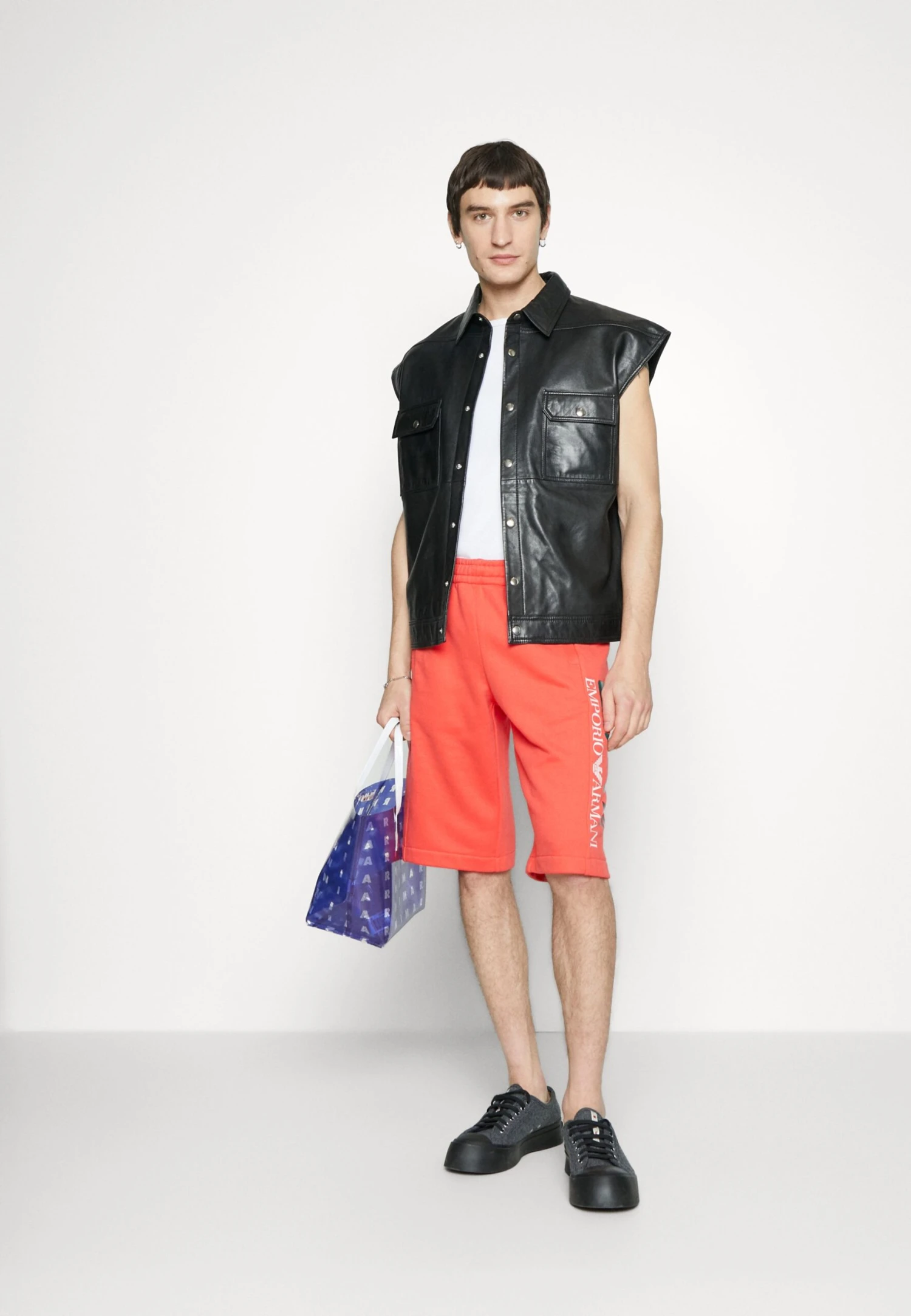 EA7 Emporio Armani Bermuda - Shorts - Pink - Image 2